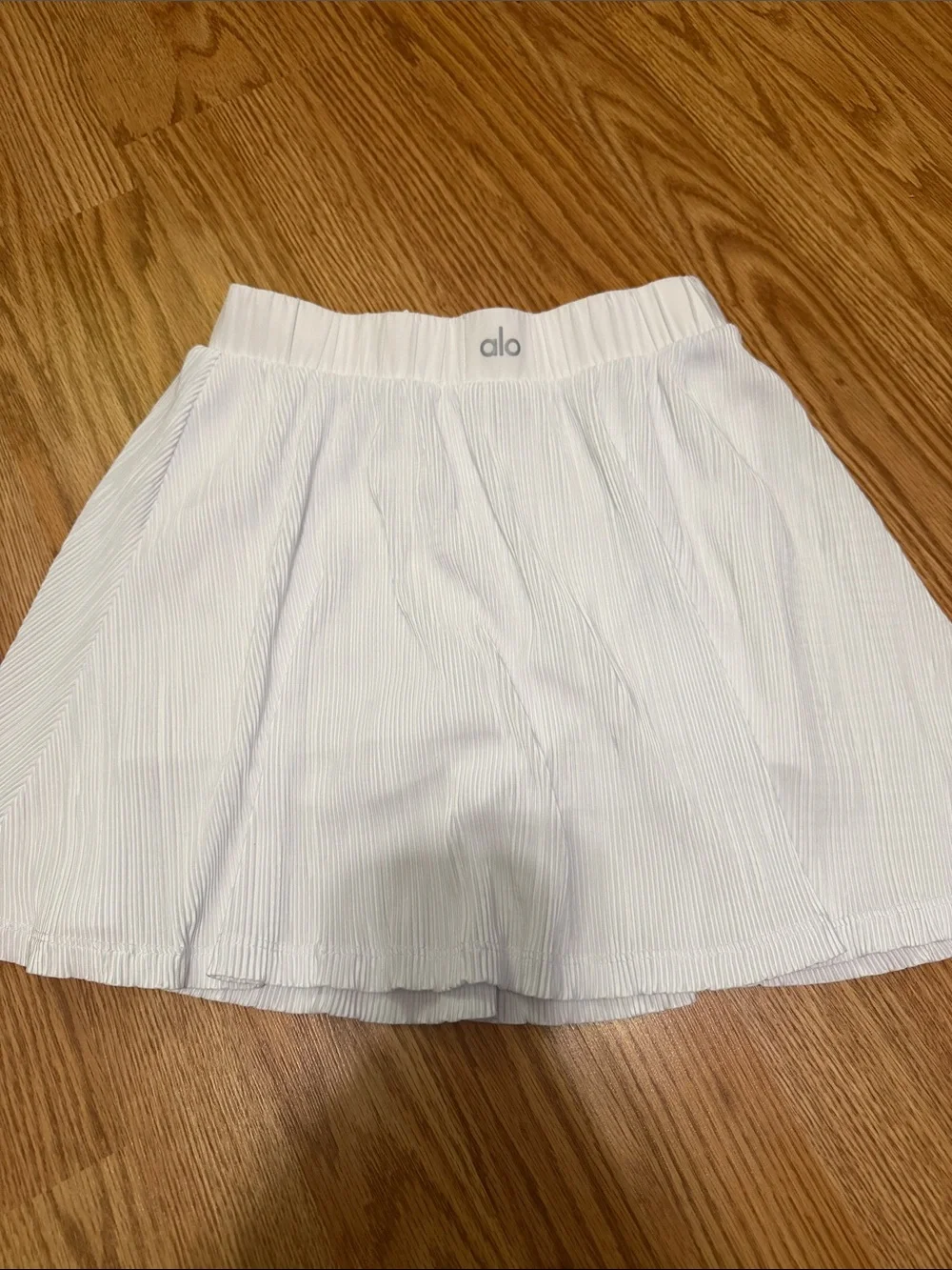 ALO Yoga White Textured Circle Skater Skirt